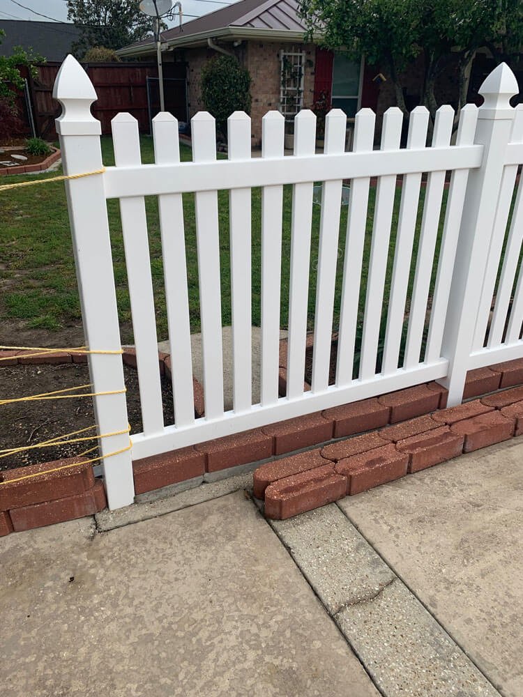 vinyl-fence-12